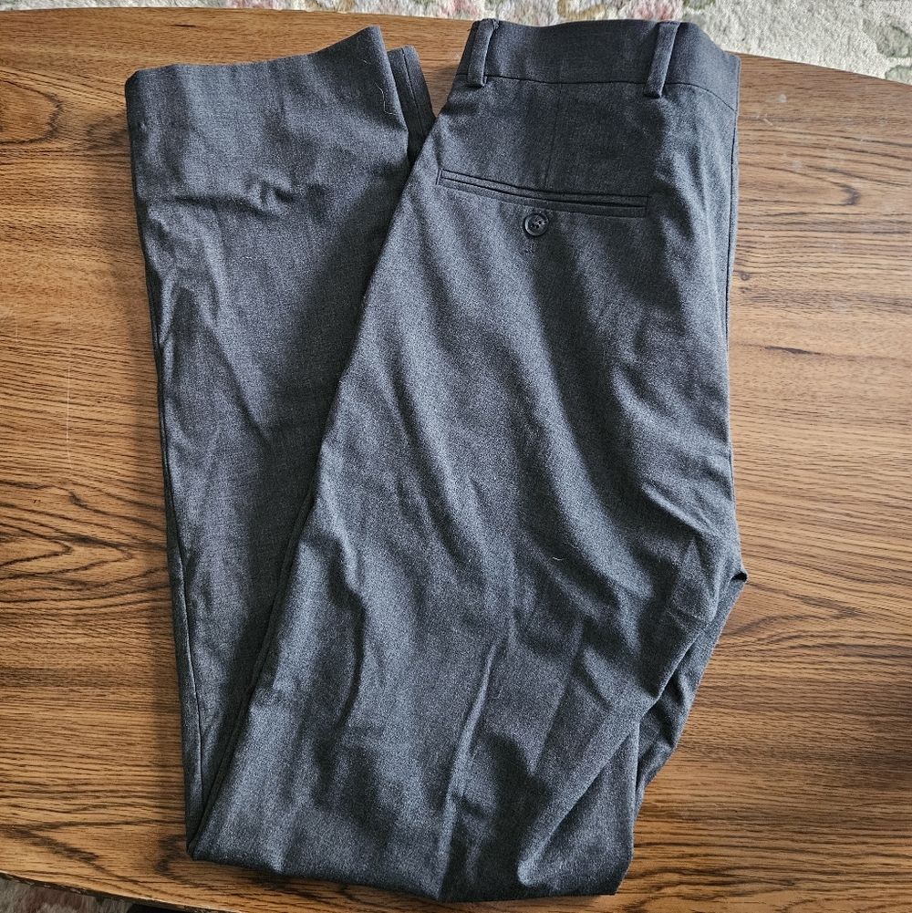 jf j.ferrar Men's Charcoal Dress Pants - Tailored Flat Front